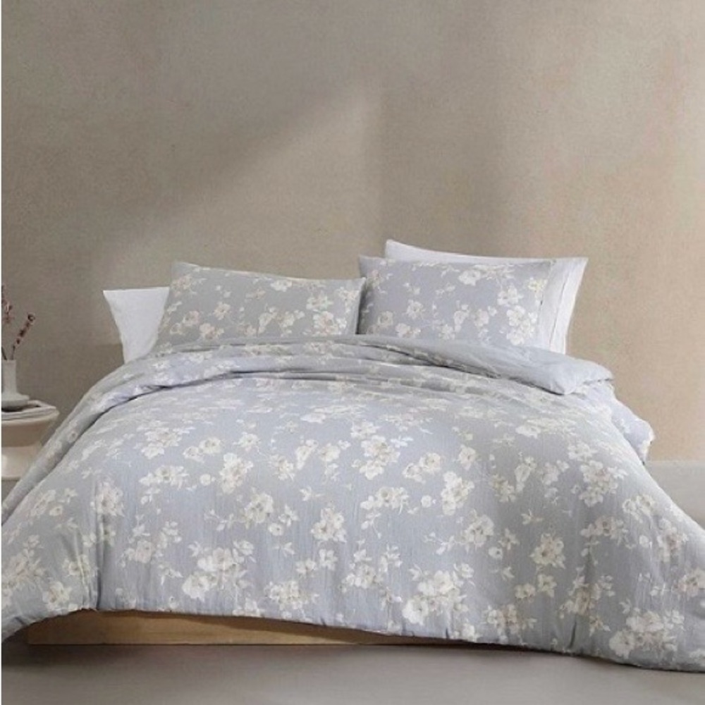 Calvin Klein Eternity Floral Cotton Reversible Duvet Set Queen